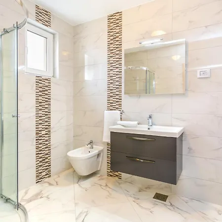 Dragan K3 - A0 Ground Floor - Mpolo Apartman