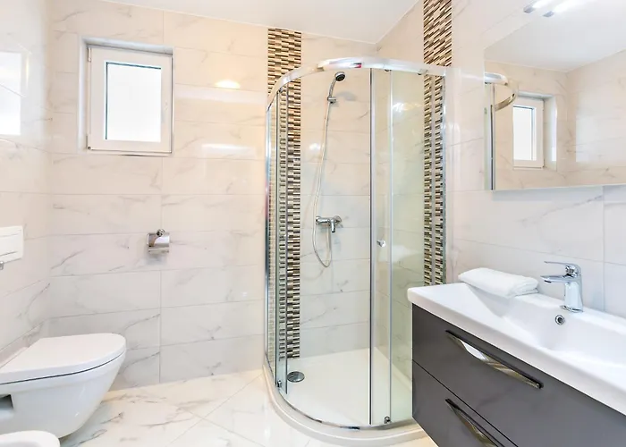 Dragan K3 - A0 Ground Floor - Mpolo 메덜린